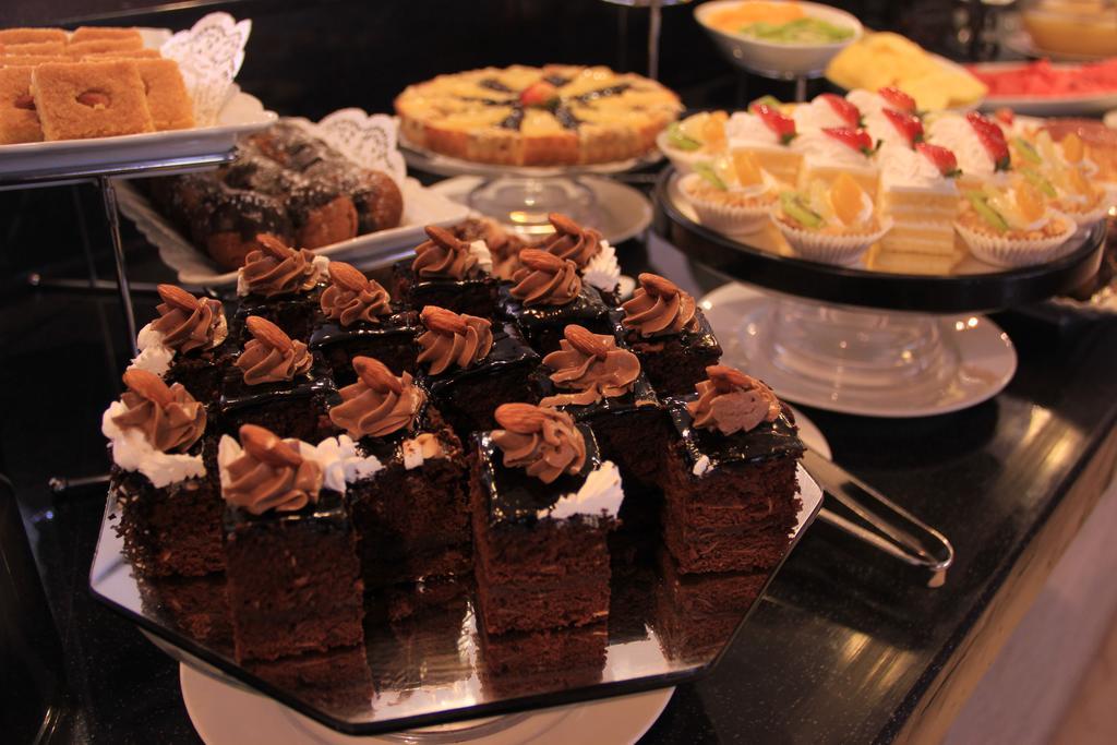 Rooz Park Hotel Al Khobar Exterior photo